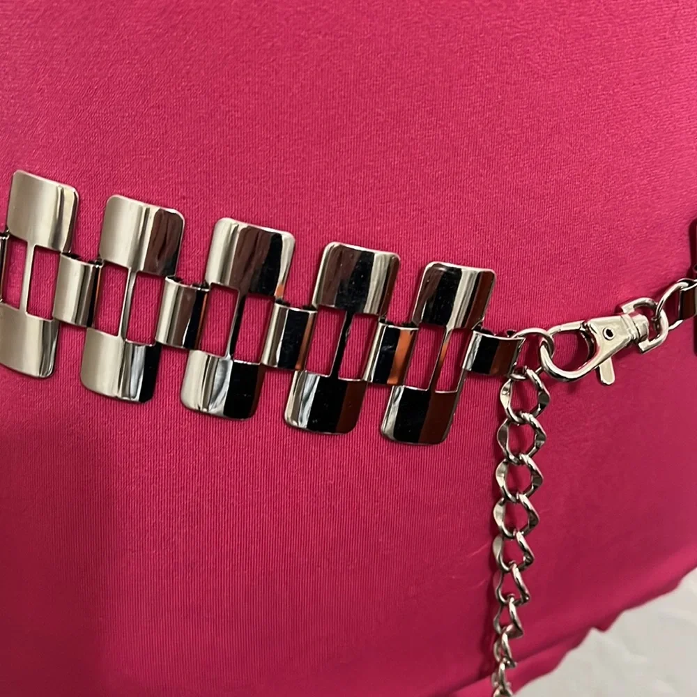 NWOT Women’s Metal Silver Tone Belt - Picture 7 of 10